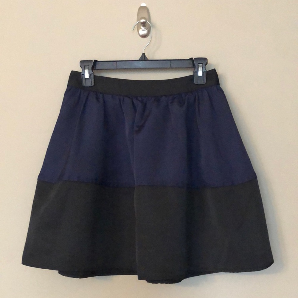 Express Navy and Black High-Waist, A-line Skater Skirt Size 4